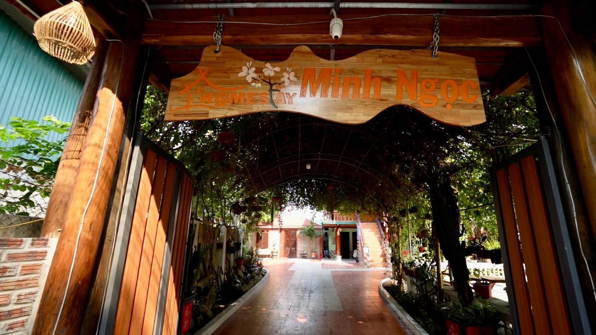 Minh Ngoc Homestay Dien Bien Phu Ban Hin Lom Exterior foto